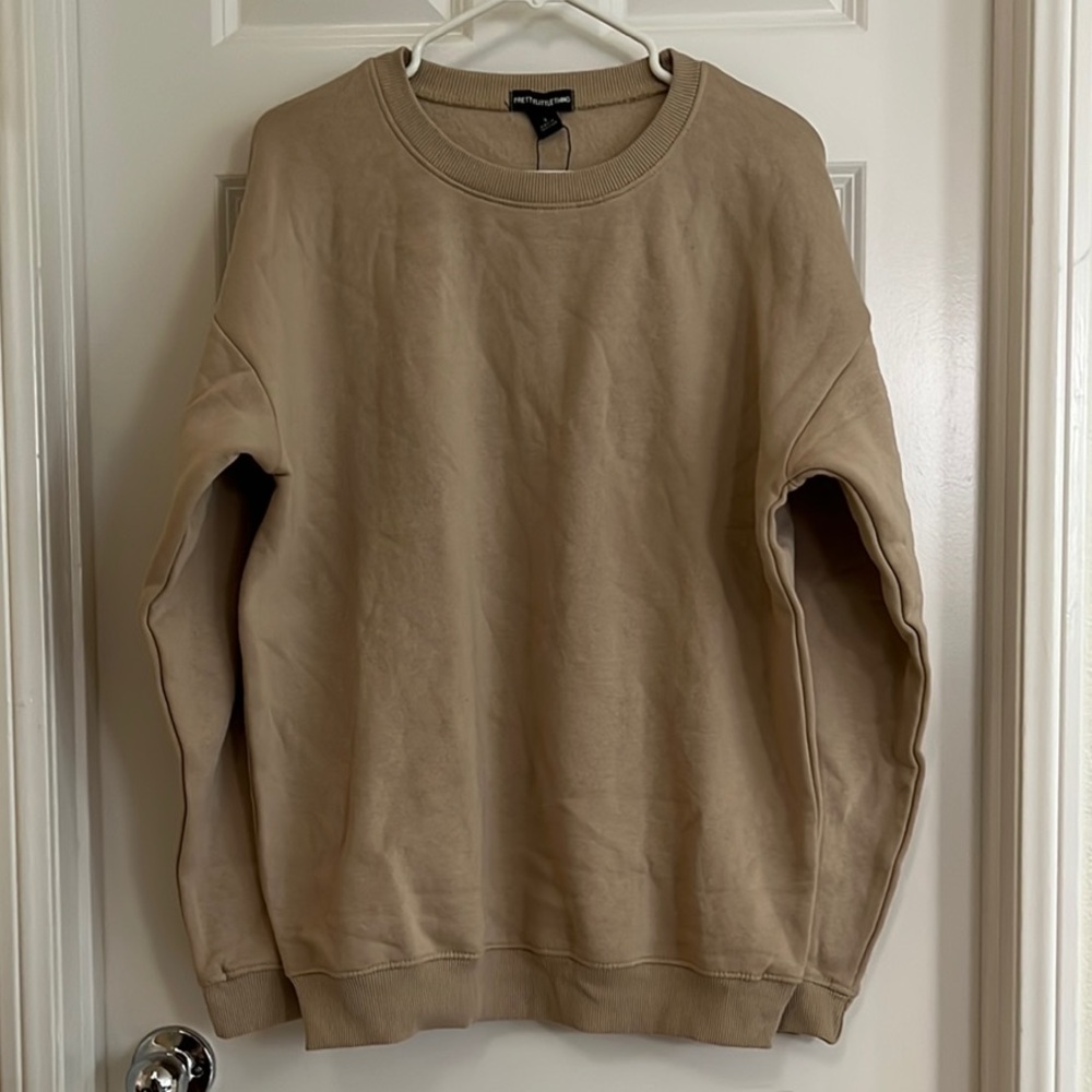 PrettyLittleThing Tan Crewneck Sweater Relaxed Fit